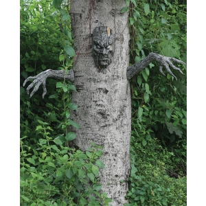 Spooky Living Tree Decor